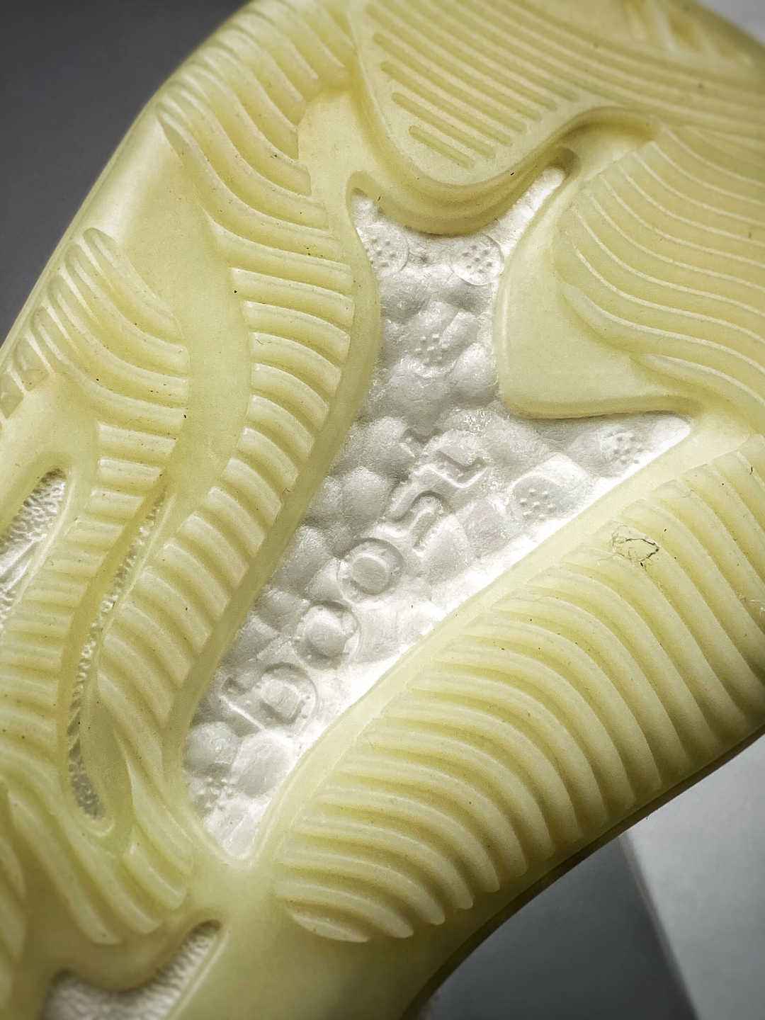 ADIDAS YEEZY 380 BOOST CALCITE GLOW