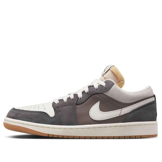 Air Jordan 1 Low 'SNKRS Day Korea'