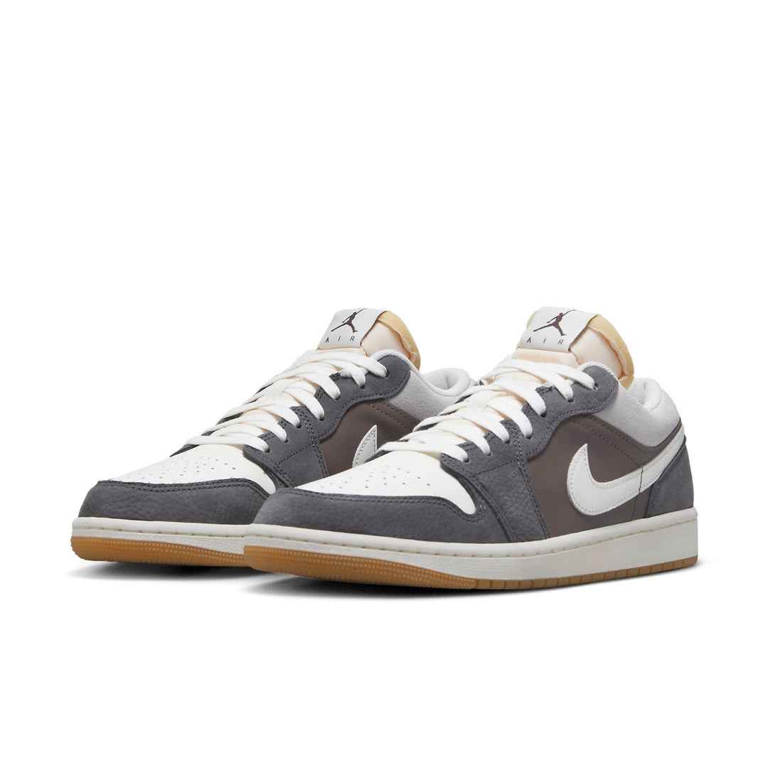 Air Jordan 1 Low 'SNKRS Day Korea'