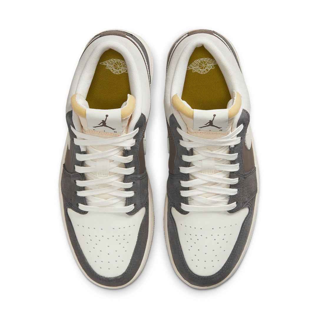 Air Jordan 1 Low 'SNKRS Day Korea'