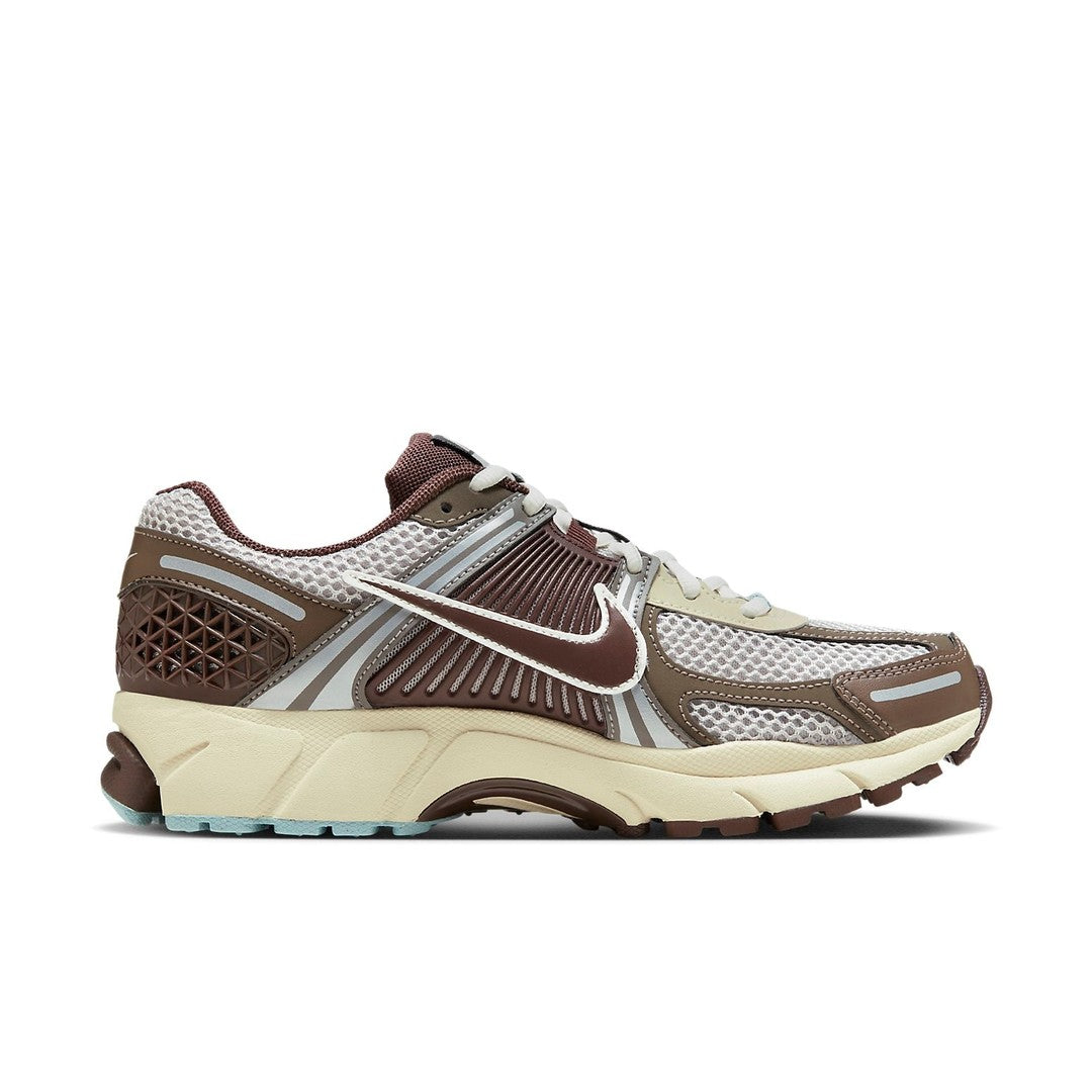 Nike Air Zoom Vomero 5 'Earth Fossil' - Nexoraboots