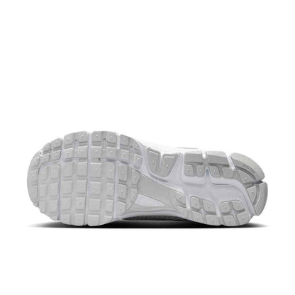 Nike Air Zoom Vomero 5 'Chrome Toe'