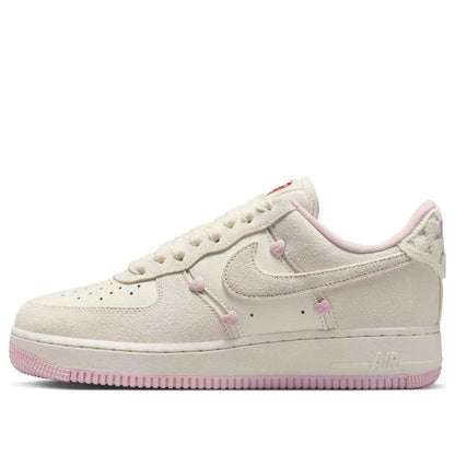 Nike Air Force 1 Low 'Valentine's Day' 2025
