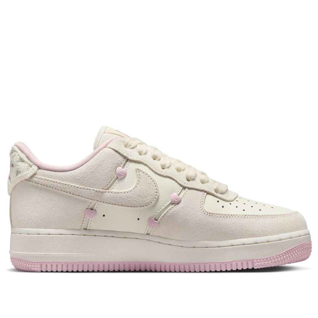 Nike Air Force 1 Low 'Valentine's Day' 2025