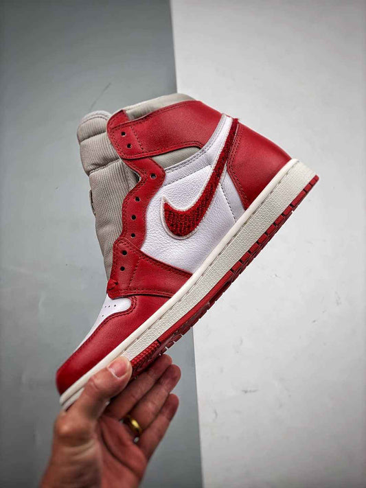 NIKE AIR JORDAN 1 RETRO HIGH OG NEWSTALGIA CHENILLE