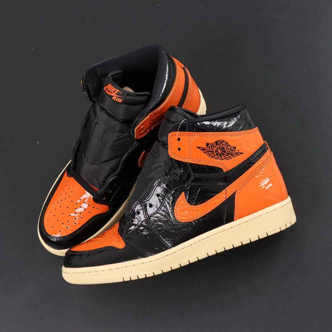 NIKE AIR JORDAN 1 RETRO HIGH OG "Shattered Backboard"