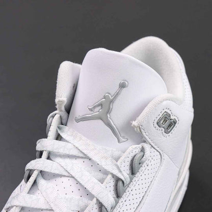 NIKE AIR JORDAN 3 Pure Money