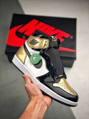 NIKE Air Jordan 1 Gold Toe AJ 1