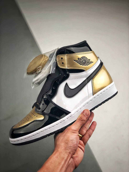 NIKE Air Jordan 1 Gold Toe AJ 1