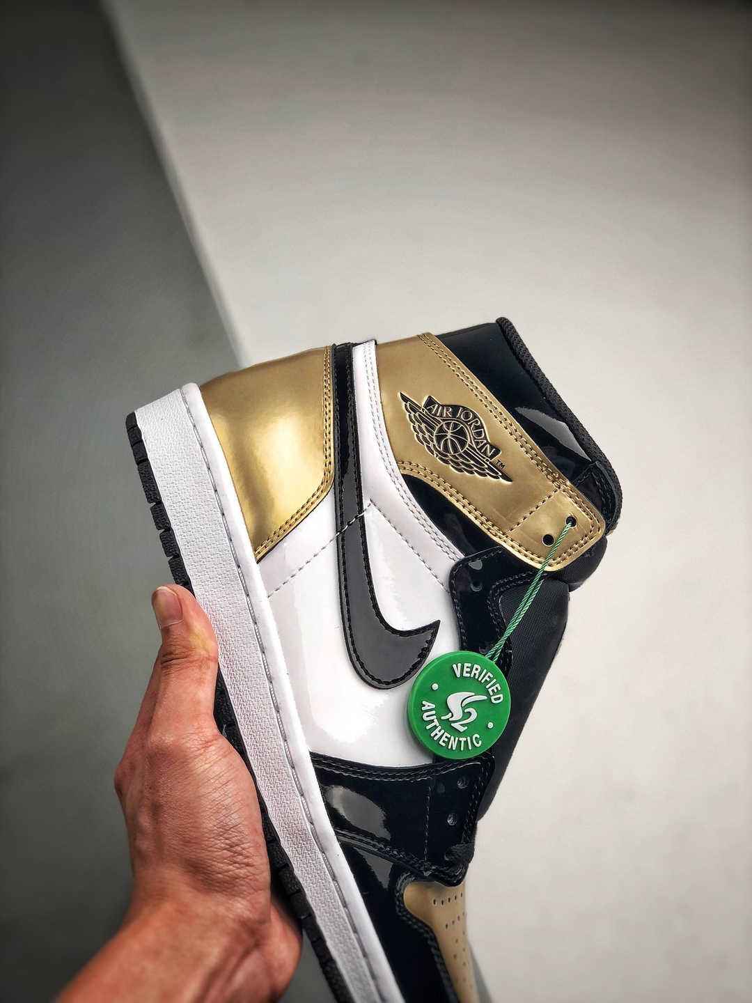 NIKE Air Jordan 1 Gold Toe AJ 1