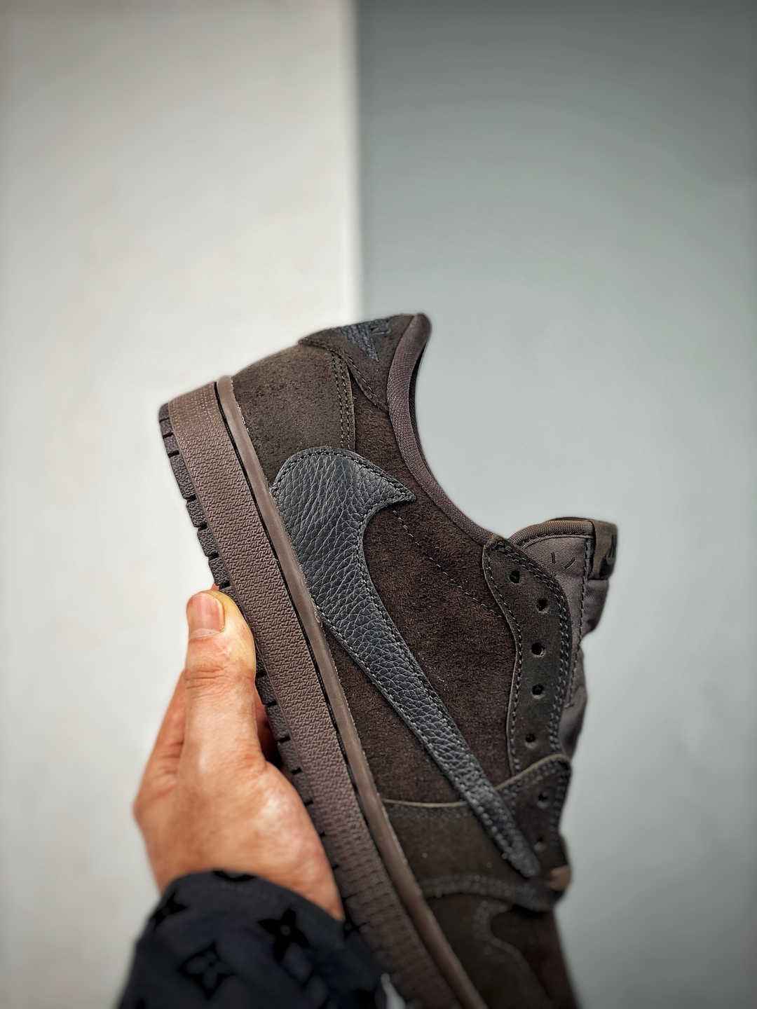 Nike Air Jordan 1 Low x Travis Scott VELVET BROWN