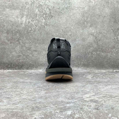 SACAI X NIKE VAPORWAFFLE NYLON BLACK OG