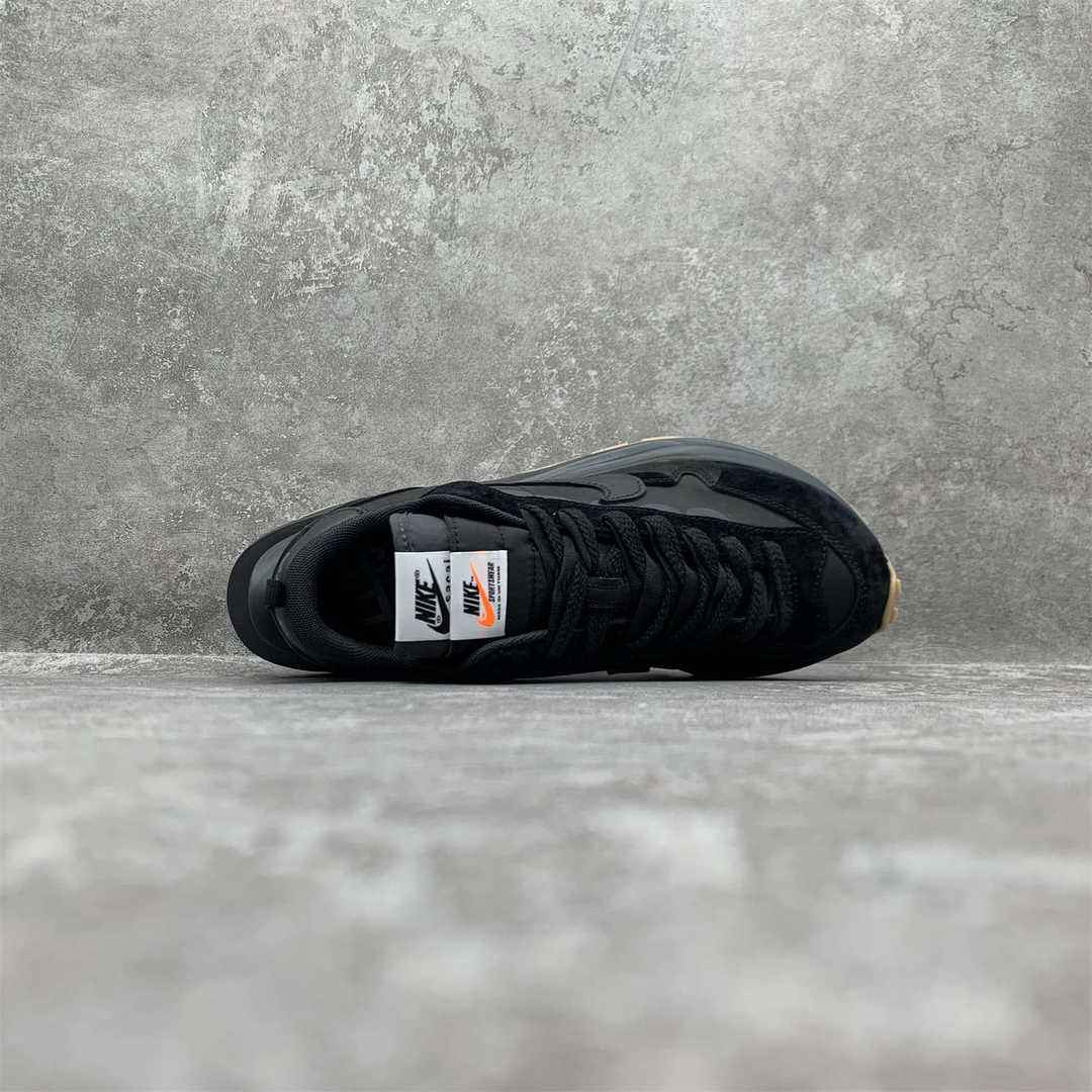 SACAI X NIKE VAPORWAFFLE NYLON BLACK OG