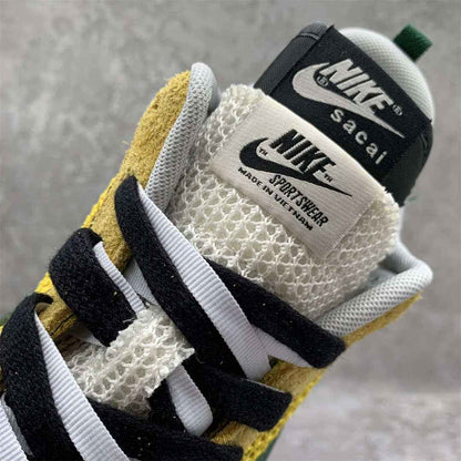 SACAI X NIKE VAPORWAFFLE TOUR YELLOW OG