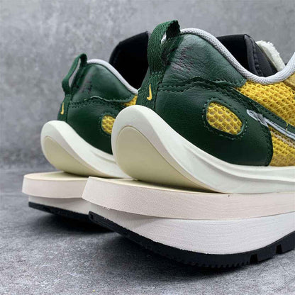 SACAI X NIKE VAPORWAFFLE TOUR YELLOW OG