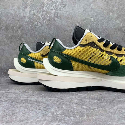 SACAI X NIKE VAPORWAFFLE TOUR YELLOW OG