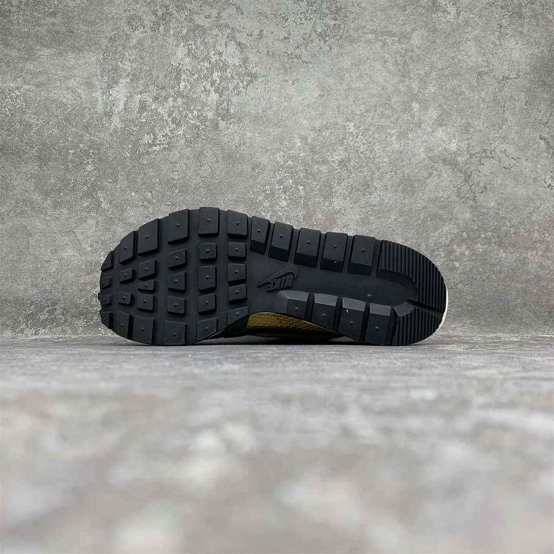 SACAI X NIKE VAPORWAFFLE TOUR YELLOW OG