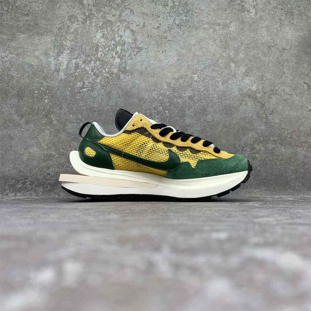 SACAI X NIKE VAPORWAFFLE TOUR YELLOW OG
