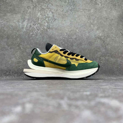 SACAI X NIKE VAPORWAFFLE TOUR YELLOW OG