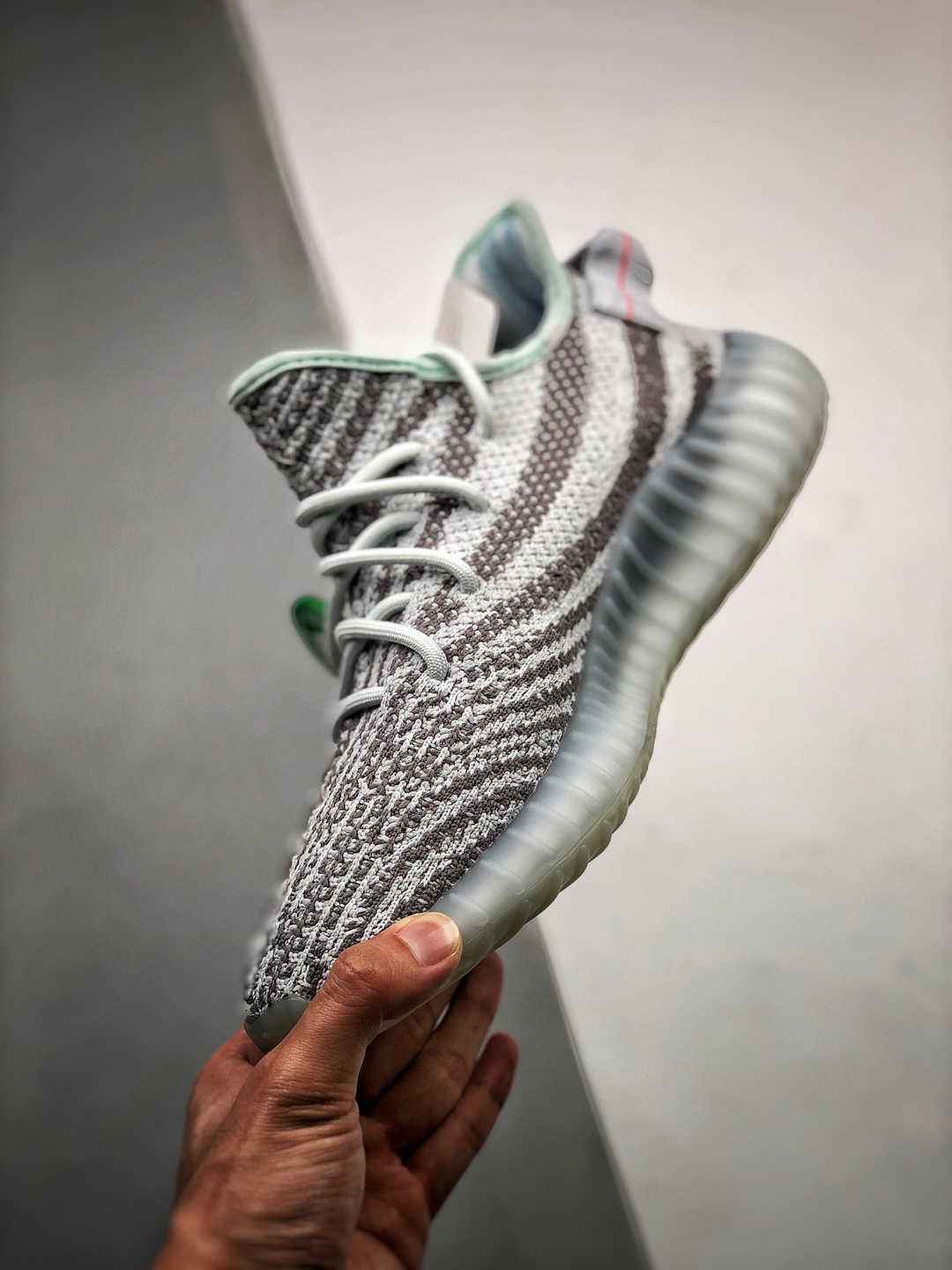 ADIDAS YEEZY BOOST 350 V2