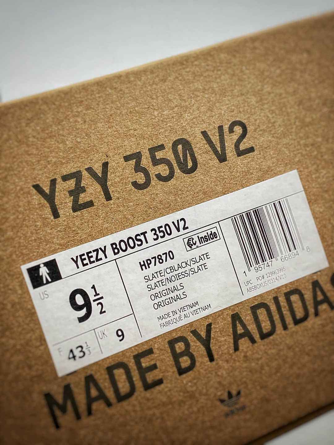 ADIDAS YEEZY BOOST 350 V2 BEIGE BLACK