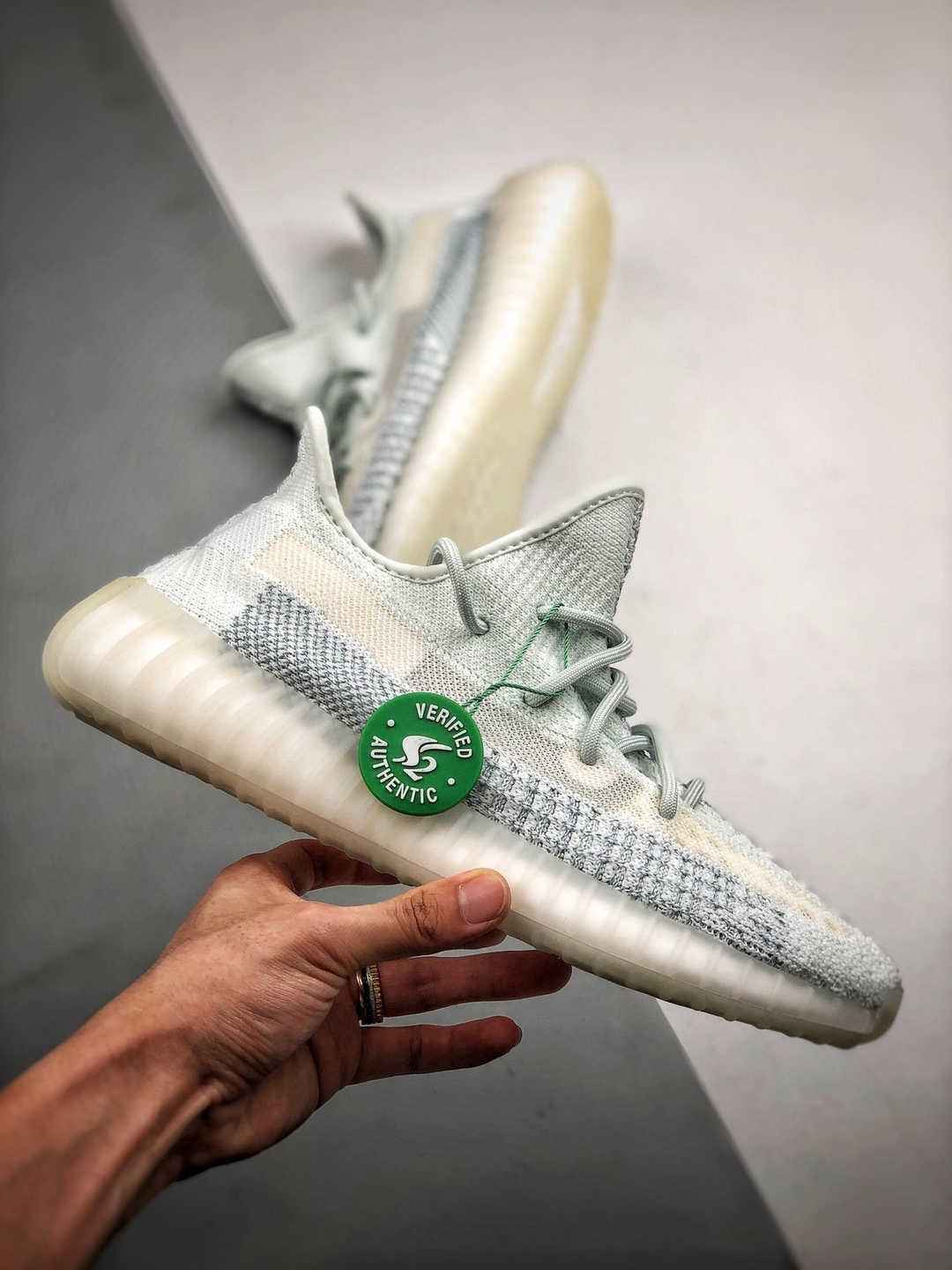 ADIDAS YEEZY BOOST 350 V2 "Cloud White Reflective"