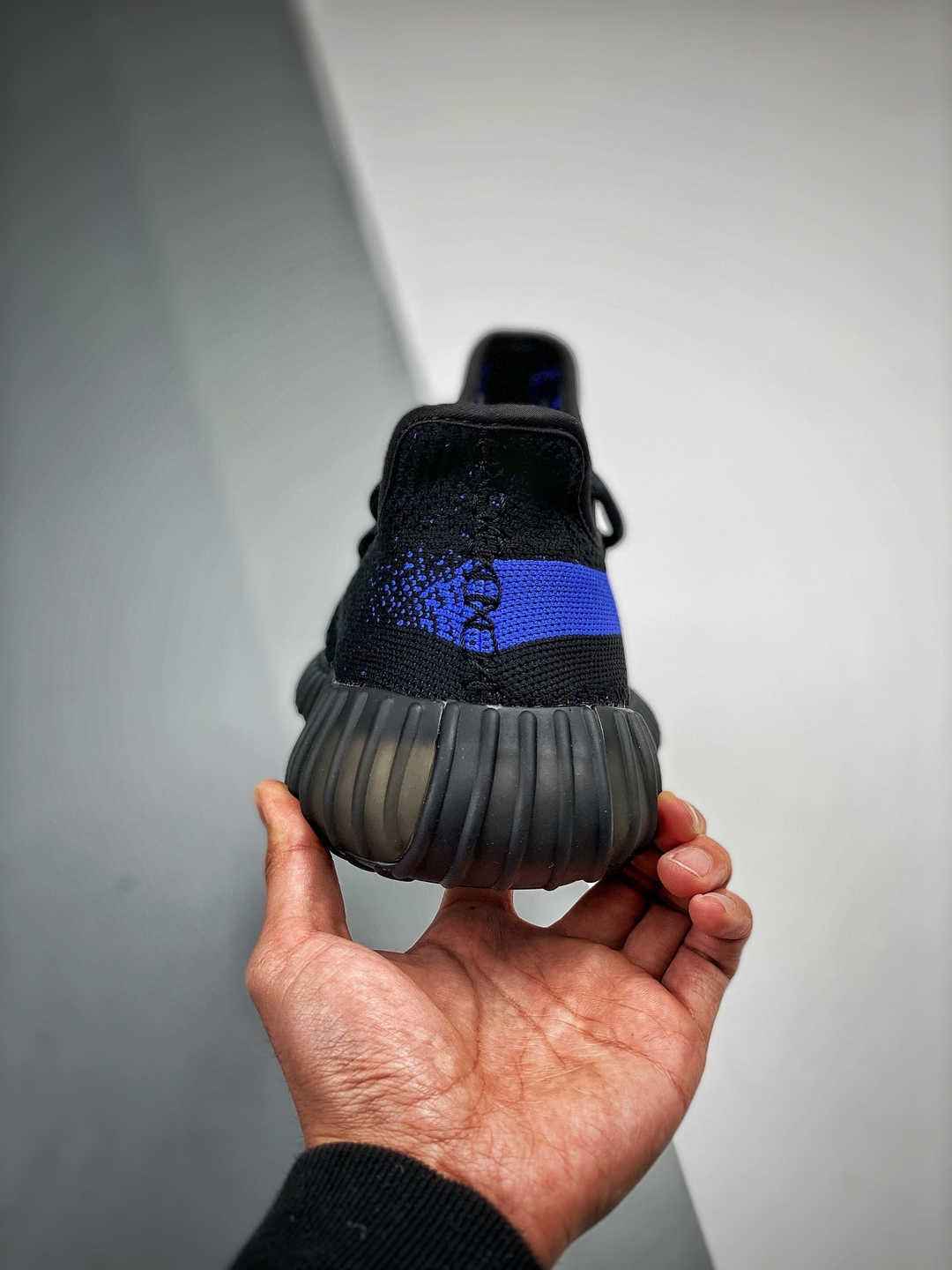 ADIDAS YEEZY BOOST 350 V2 DAZZLING BLUE