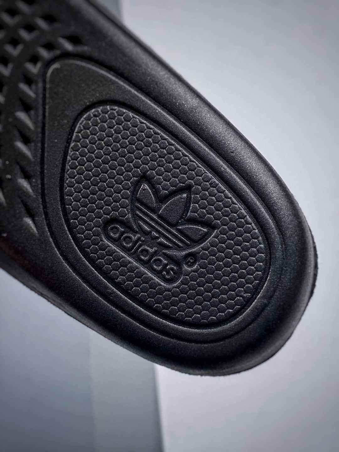 ADIDAS YEEZY BOOST 350 V2