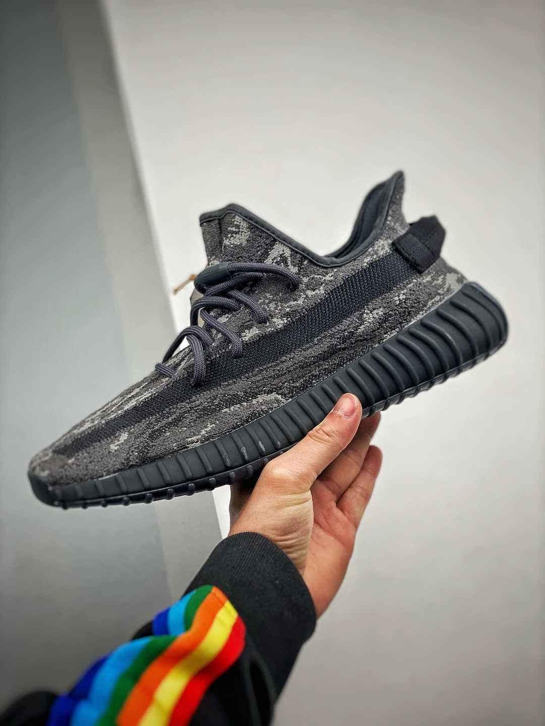 ADIDAS YEEZY BOOST 350 V2