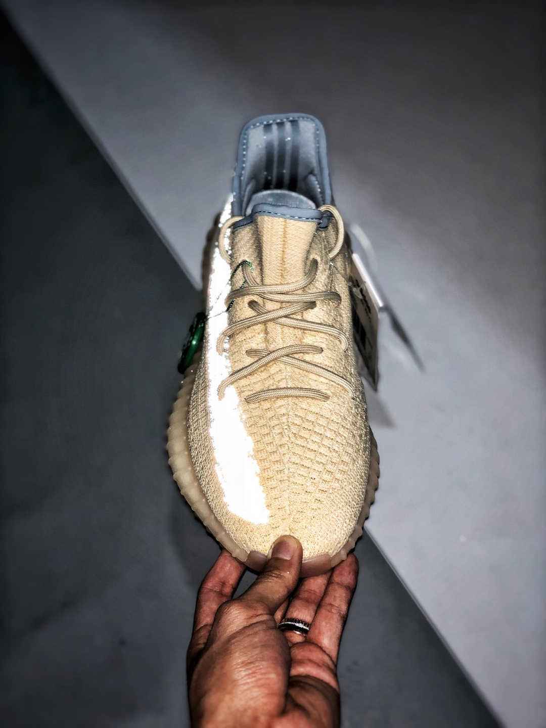 ADIDAS YEEZY BOOST 350 V2 LINEN