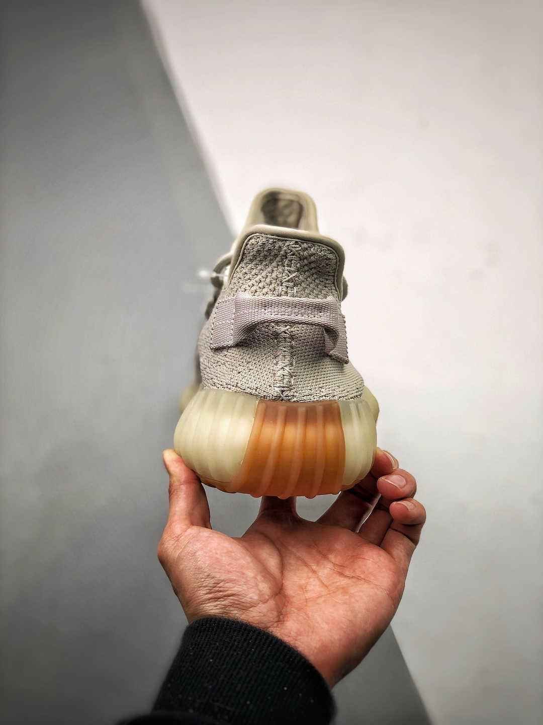 ADIDAS YEEZY BOOST 350 V2 SESAME