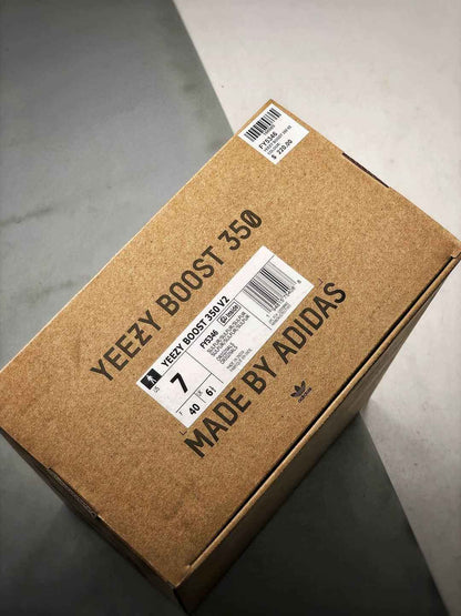 ADIDAS YEEZY BOOST 350 V2 "SULFUR"