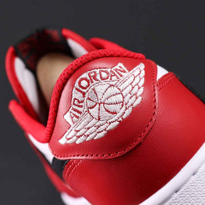 Travis Scott x NIKE Air Jordan 1 Low BLACK WHITE RED
