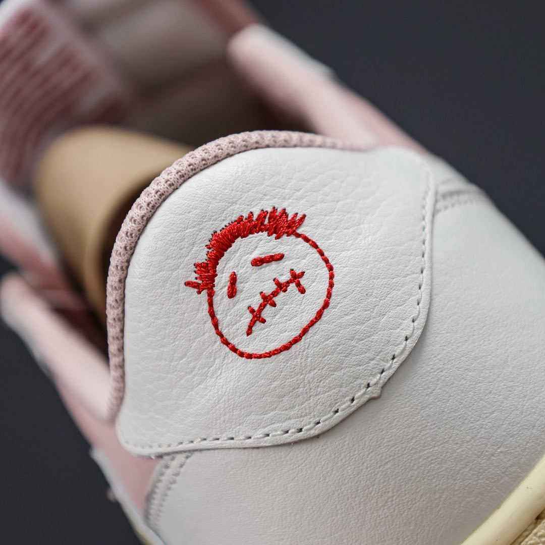 Travis Scott x NIKE Air Jordan 1 Low "PINK"