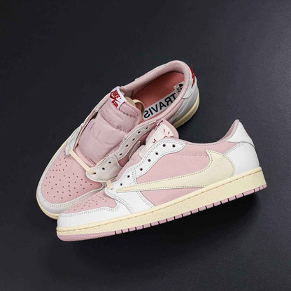 Travis Scott x NIKE Air Jordan 1 Low "PINK"
