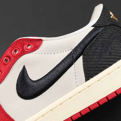 Trophy Room x NIKE Jordan 1 Low OG "Away"