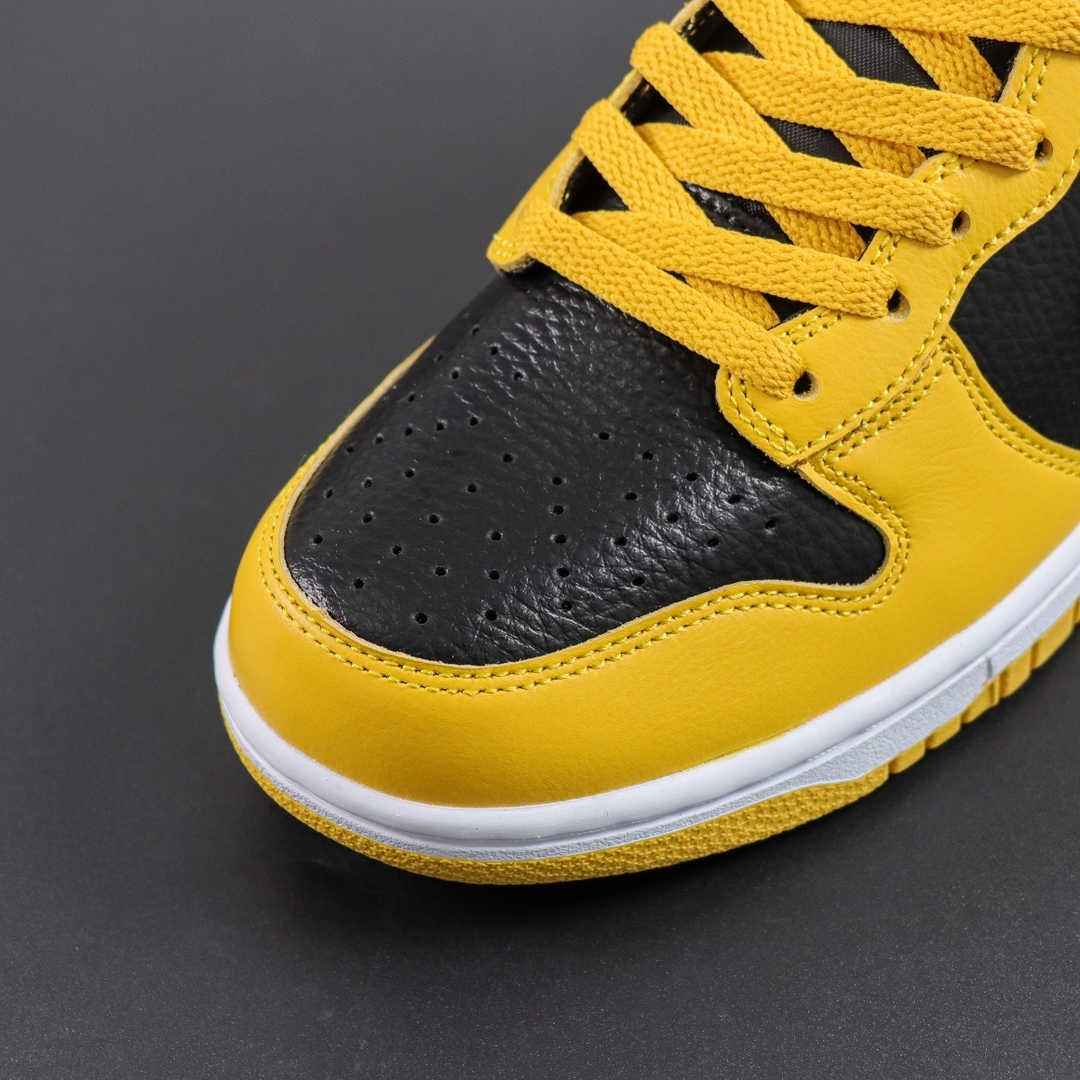 Wu-Tang x Nike Dunk High